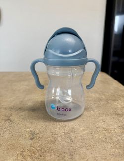 Sippy Cup With Weighted Straw