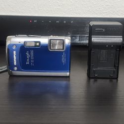 Olympus Tg-610 Tough 14 Mp Digital Camera