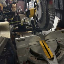 Compound Mitre Saw