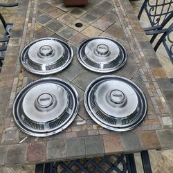 1969-71 Ford Fairlane/Galaxy 14" Hudcaps