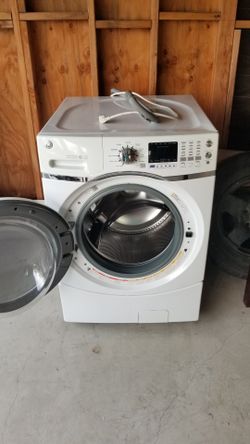 GE Energy Star Front Load Washer (4.5 cu. ft.)