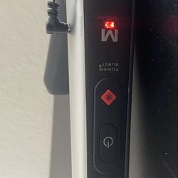 MANGROOMER Ultimate Pro back shaver. • It features two shock