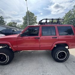 2000 Jeep Cherokee