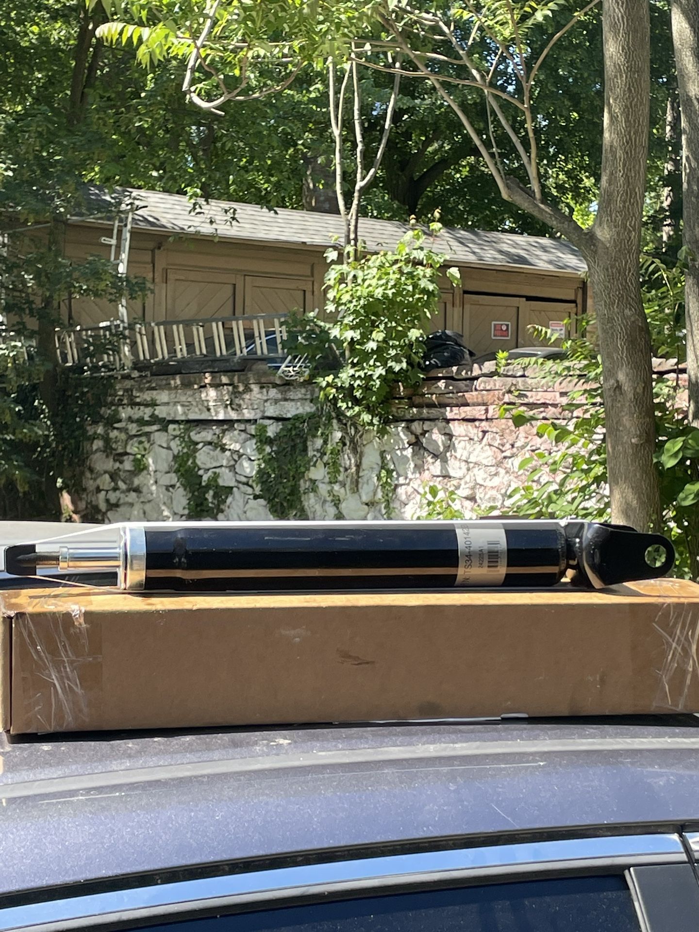2012 Jeep Grand Cherokee Rear Shock