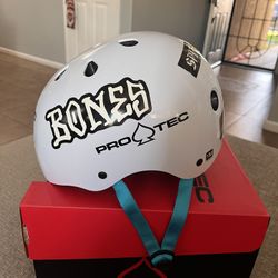 Skateboard Helmet 
