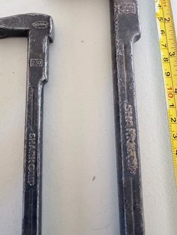Grip Pry Bar nail puller (made in Japan)