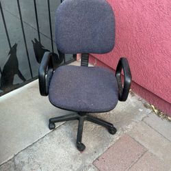 Rolling Office Chair
