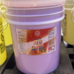 Polvo Rojo - Red powder Truck wash 