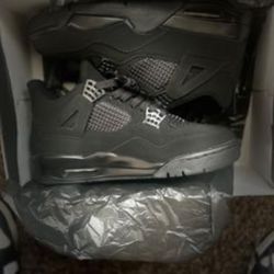 Jordan 4 Black Cats 