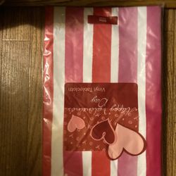 Valentine’s Day ! Vinyl  Round 60 In Table Cloth