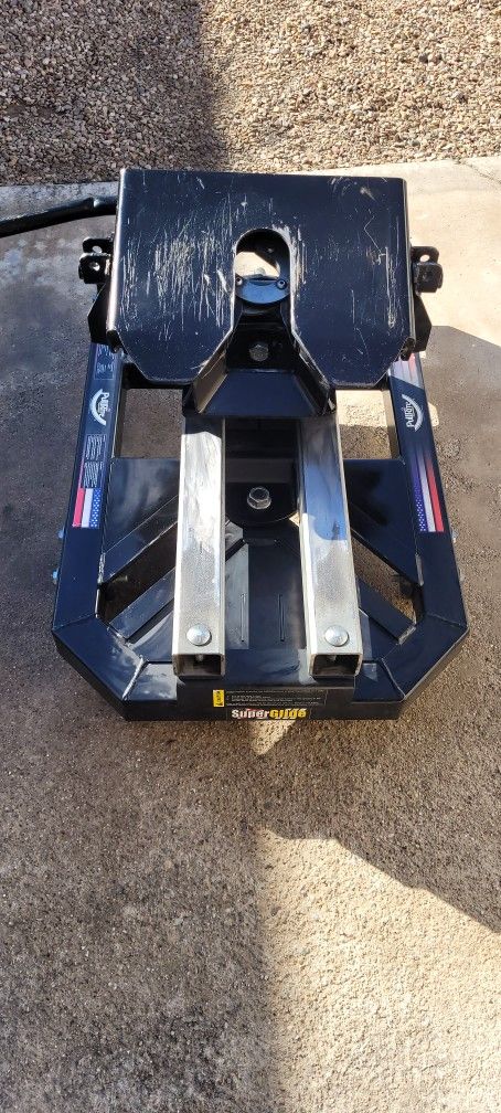 PullRite #2700 SuperGlide 5th Wh Hitch. $350 OBO