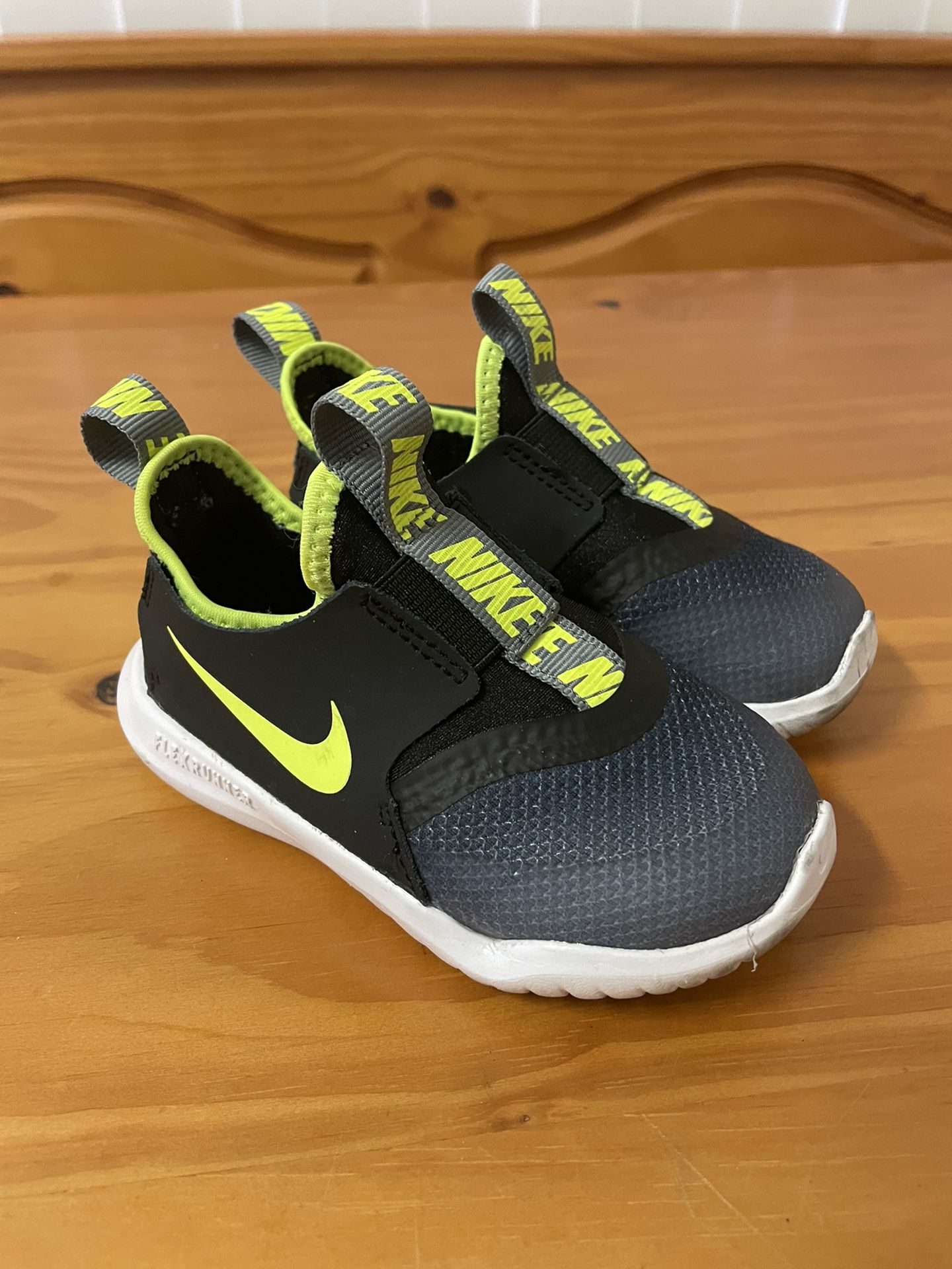 Nike Flex runner Toddler Shoes Size 7