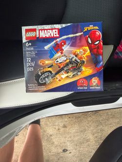 Lego Marvel Ghostrider and spider man set