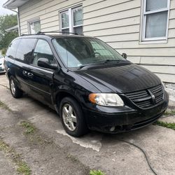 2005 Dodge Grand Caravan