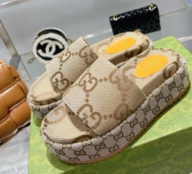 High-end women's shoes