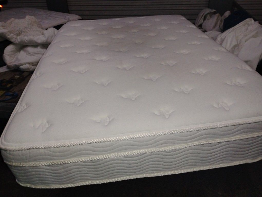 Full Size Mattress Hybrid Firm