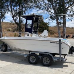 2005 18’ Pacific Seahawk Boat Turbo Diesel 