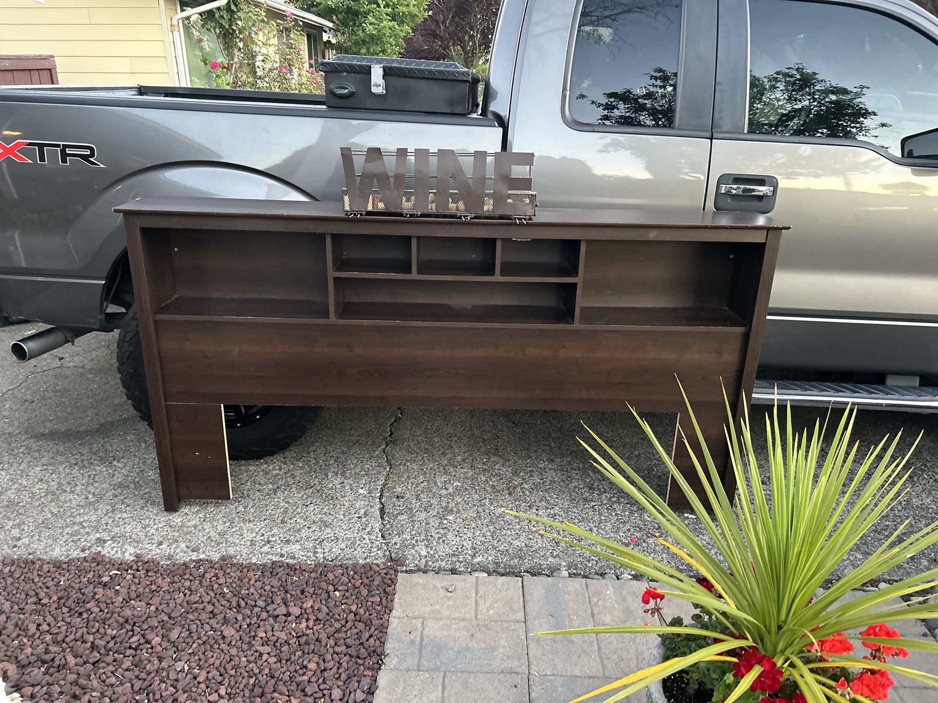 King Head Board 