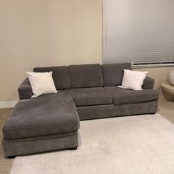 Sofa with Reversible Chaise
