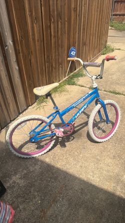 Girls bike