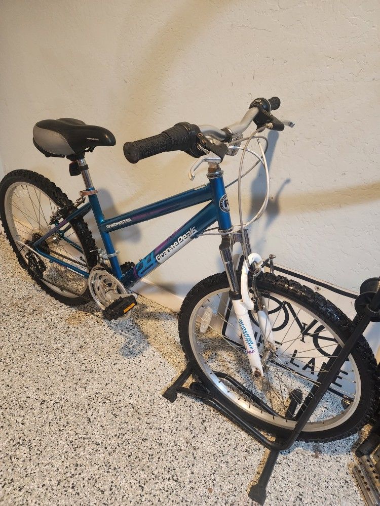 🔥🚲🔥
Roadmaster Granite Peak Women's Mountain Bike, 24-inch wheels, teal🔥🚲🔥