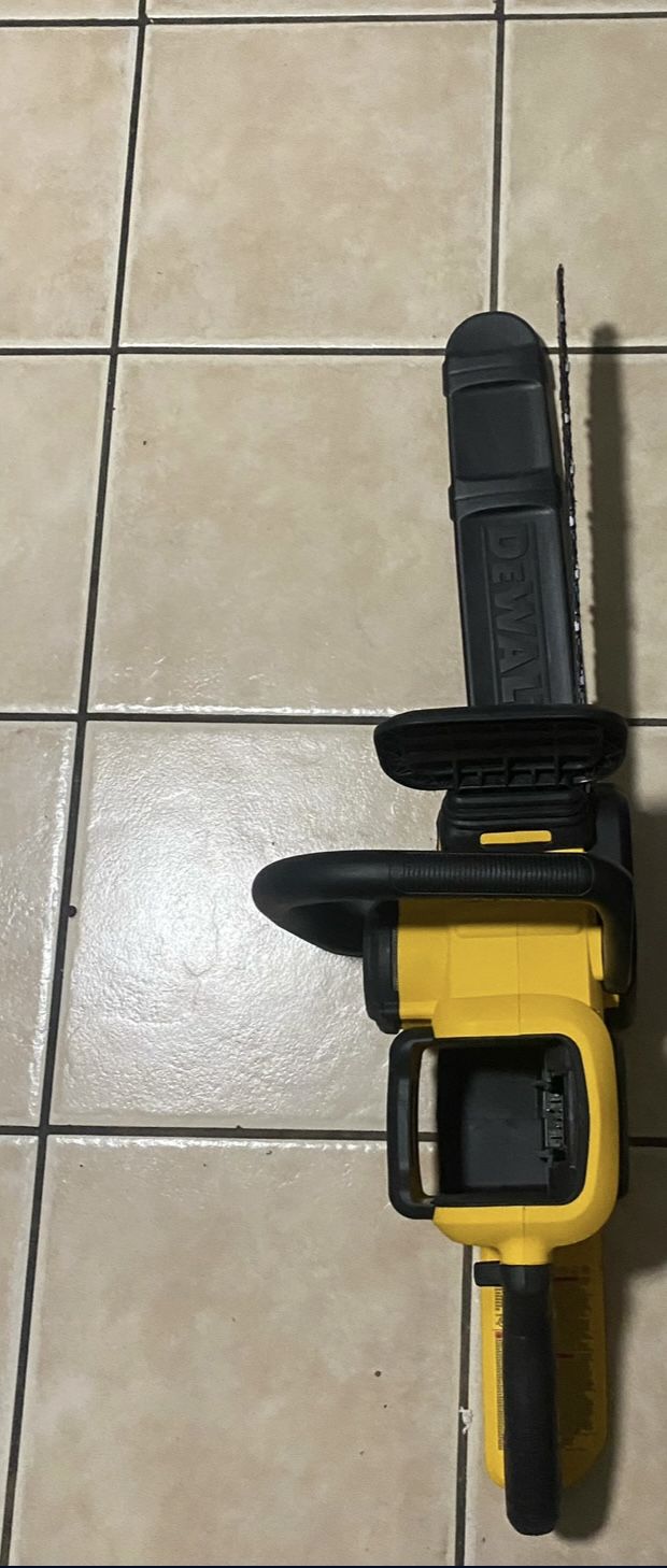 Dewalt Brushless Chainsaw