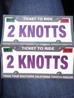 2 Knott's tickets