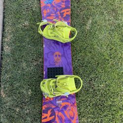Rossignol Snowboard w/ Rossignol Bindings! 159cm