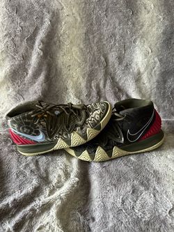 Nike kybrid s2 what the camo size 10.5 pads