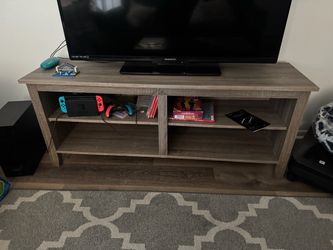 TV Stand / Media Console