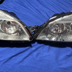 Mercedez Benz C(contact info removed) To 2013 Headlights In Good Working Conditions 