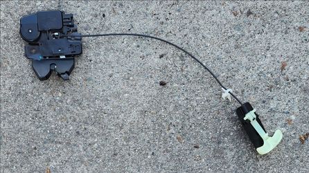 2020 2021 2022 2023 2024 2025 NISSAN VERSA TRUNK LID LATCH