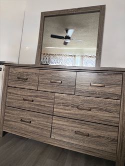 Dresser and night stand’s