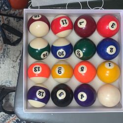 Pool Balls 