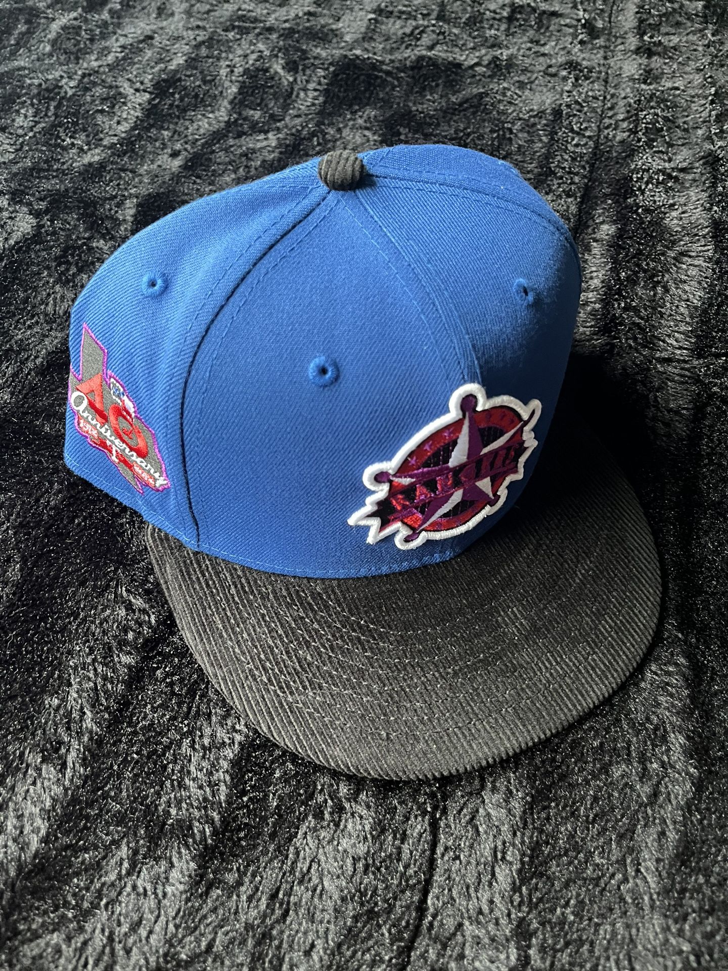 Capsule Caps Texas Rangers