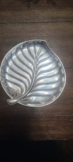 Silver Leaf Plate 