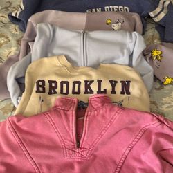 Lot of 5 sweatshirts