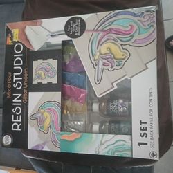 Resin Studio Art ( Glitter Unicorn)