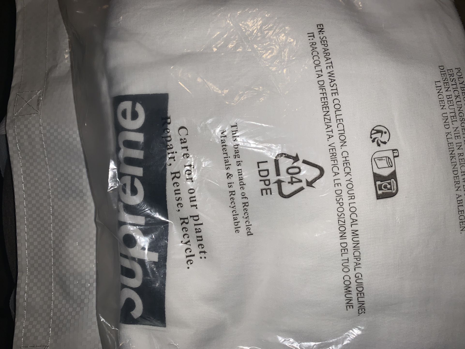 Supreme Box Logo