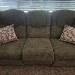 Free La Z Boy Reclining Couch And Chair