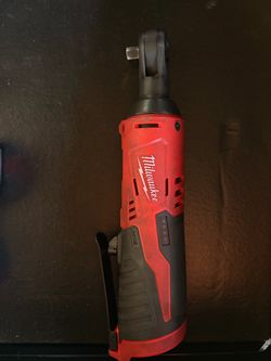 Milwaukee 3/8 Ratchet With 2 Batteries