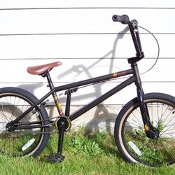 Very Nice 20" BMX Boys Bike Haro Leucadia