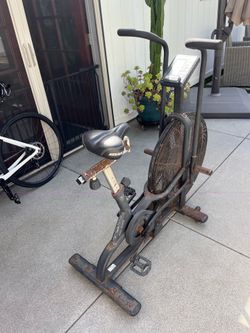 Assault Bike With Cover