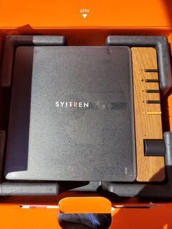 CD Player..Vi Tage looking.  New in box