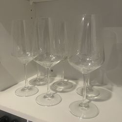 6 Wine glasses