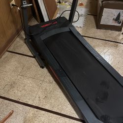 Working Treadmill