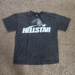 Black  Hellstar T- shirt feel free to message me  we can negotiate
