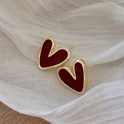 Vintage Style Red Gold Tone Heart Stud Earrings 