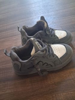 Kids Gray and White Low-Top Sneakers