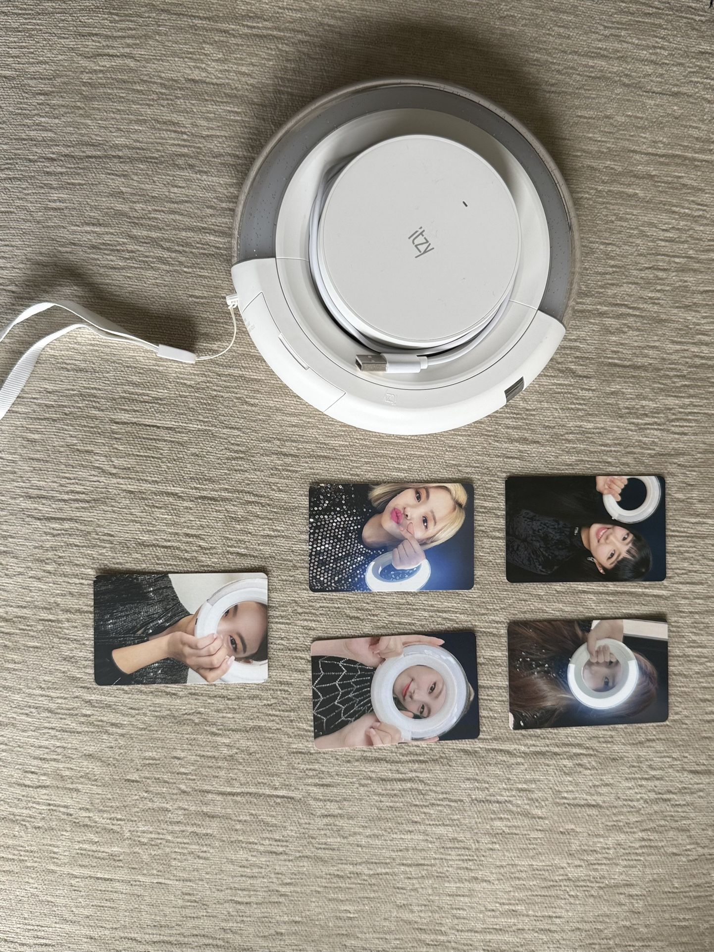 ITZY Lightstick + ITZY &TWICE albums 